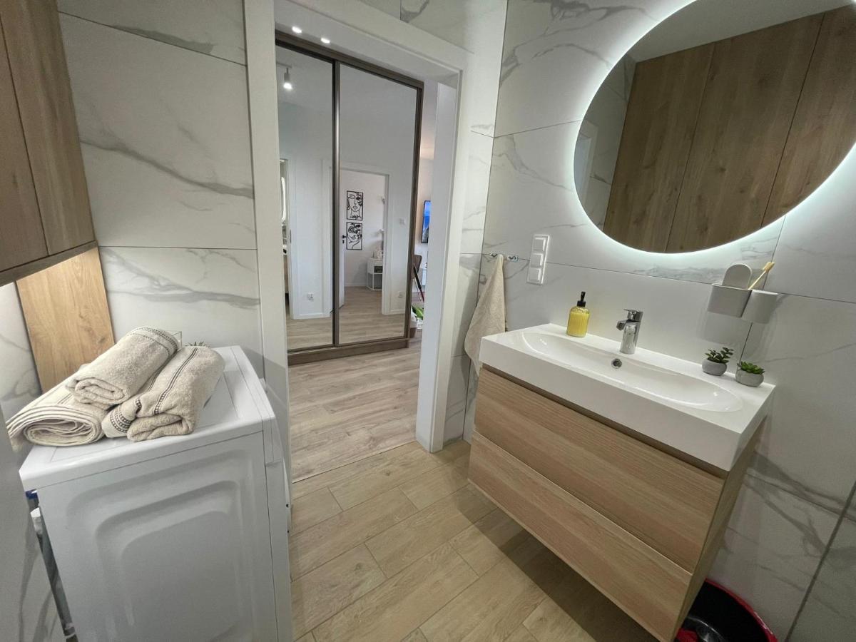 Apartament Kameralis Old Town - Klimatyzacja - Balkon - Winda Elblag Luaran gambar